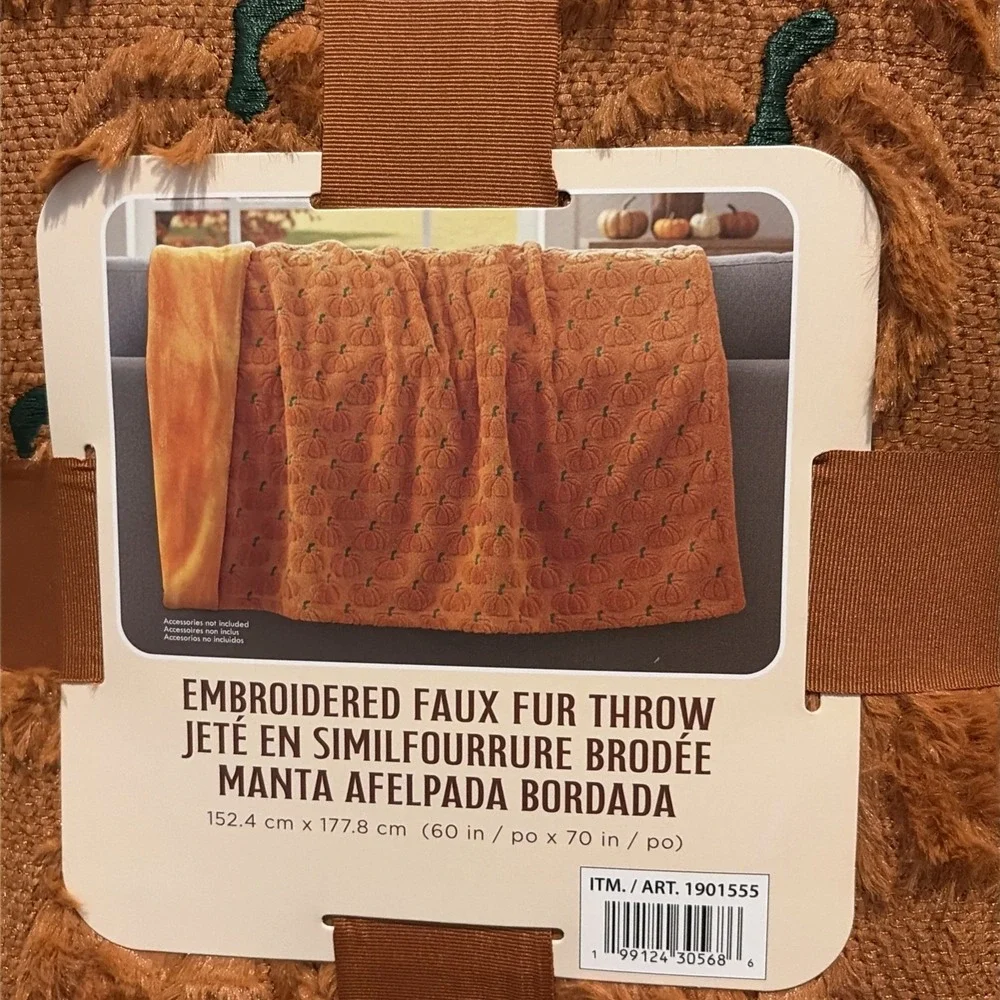 Set Of 2 - Costco Halloween Faux Fur Throw Blanket Black Cat And Pumpkin NWT